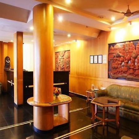 Hotel Bombay Tiffanys Mysore Esterno foto